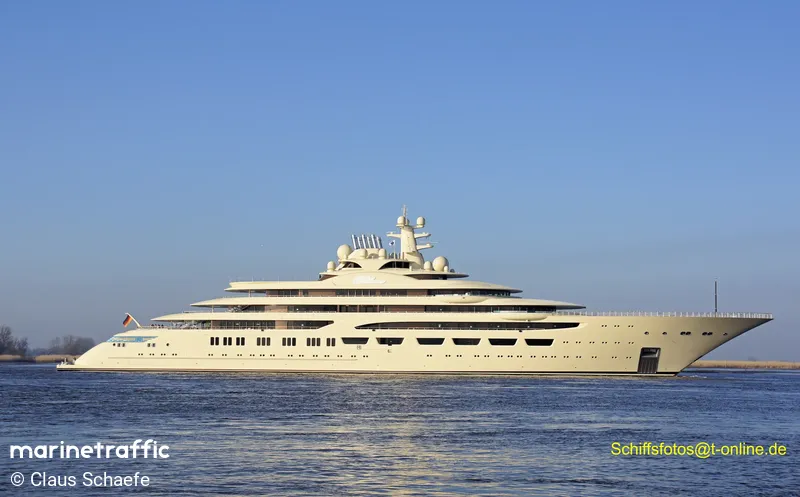 Dilbar — view 2
