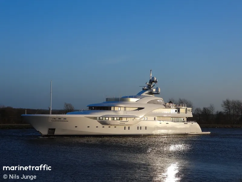 Graceful — Renamed Kosatka — view 2
