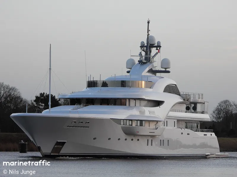 Graceful — Renamed Kosatka — view 3