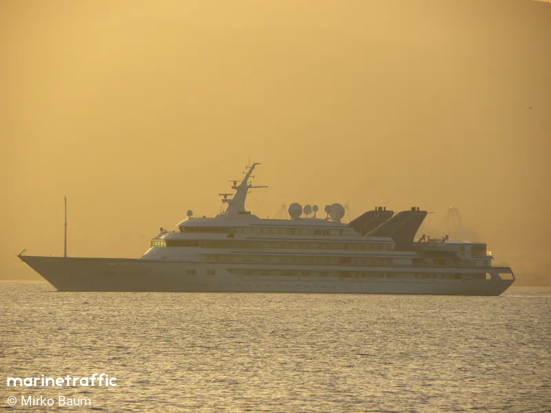 Prince Abdulaziz — view 4